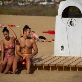 maspalomas_dunes_and_beach_-_febr_2011_-023