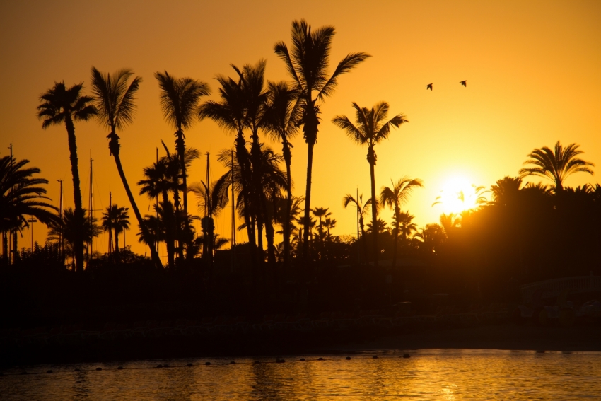 Sunset in south Gran Canaria, at the beach of Anfi
